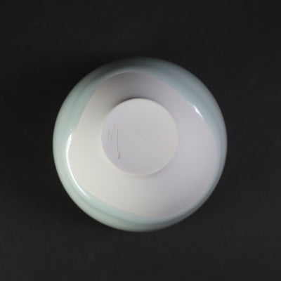 百田暁生　作　青白磁茶器(中)