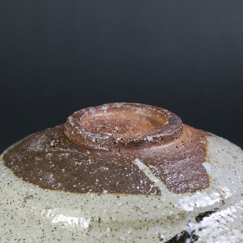 Painted Karatsu cut bowl by Kota Tanaka