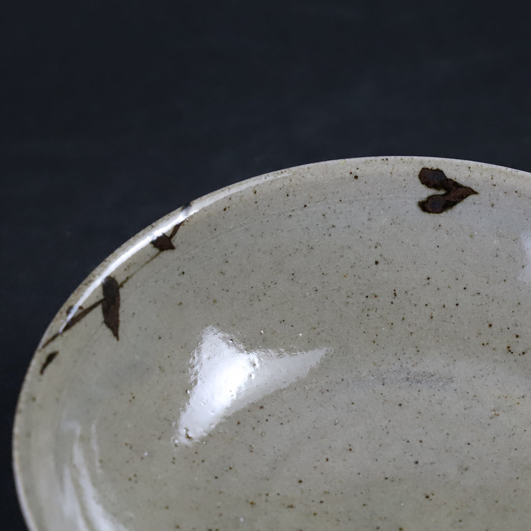 秋田菫 作 絵唐津浅鉢2 – ギャラリー一番館オンラインショップ