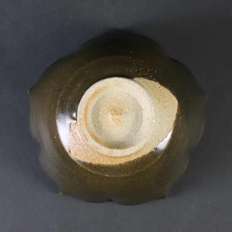 Black Karatsu diamond pattern small bowl by Shuichi Okamoto