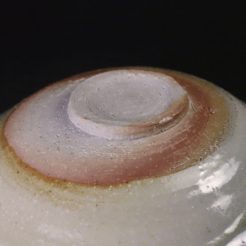 Ash-glazed plate by Takashi Nakazato