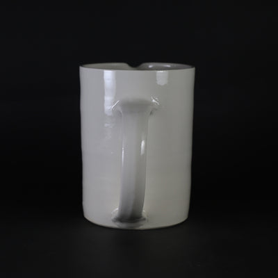 中里花子　作　ピッチャー