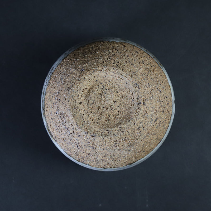 Madara Karatsu sake cup by Kazusuke Fukuda