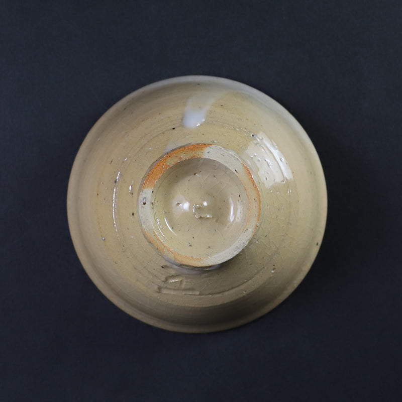 Karatsu sake cup by Taki Nakazato