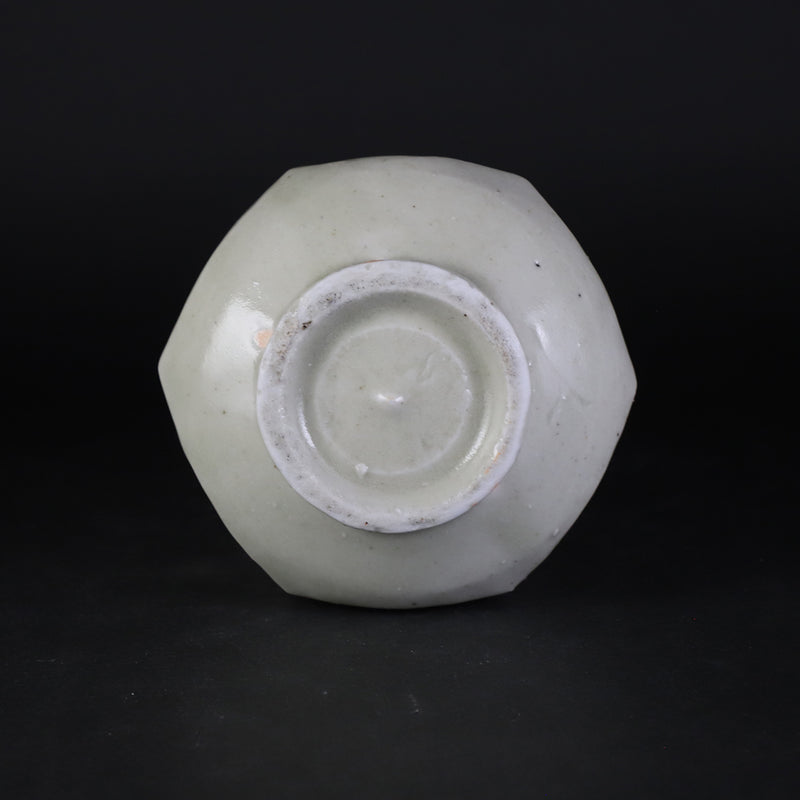White porcelain chamfered sake bottle by Yoshihisa Ishii No.67
