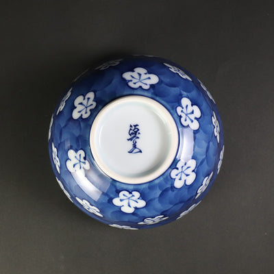 Gen'emon Kiln: Old-dyed plum blossom rice bowl