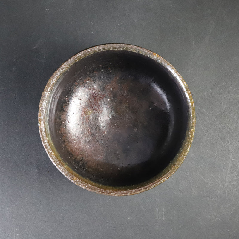 Black Karatsu tea bowl by Kota Tanaka