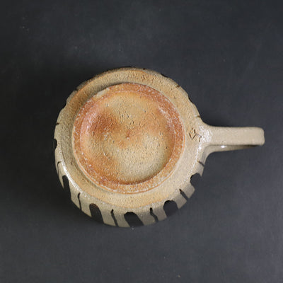 川添啓吾　作　カフェオレカップ（絵唐津2）