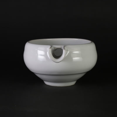 White porcelain gourd-shaped sake cup by Takashi Nakazato