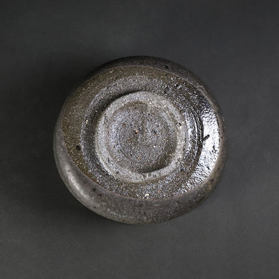 Black Karatsu tea bowl No.17 by Yasumoto Kajiwara