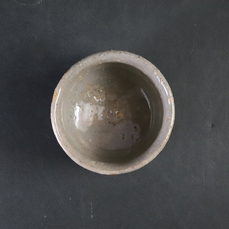 Karatsu sake cup 1 made by the 14th generation Nakazato Tarouemon
