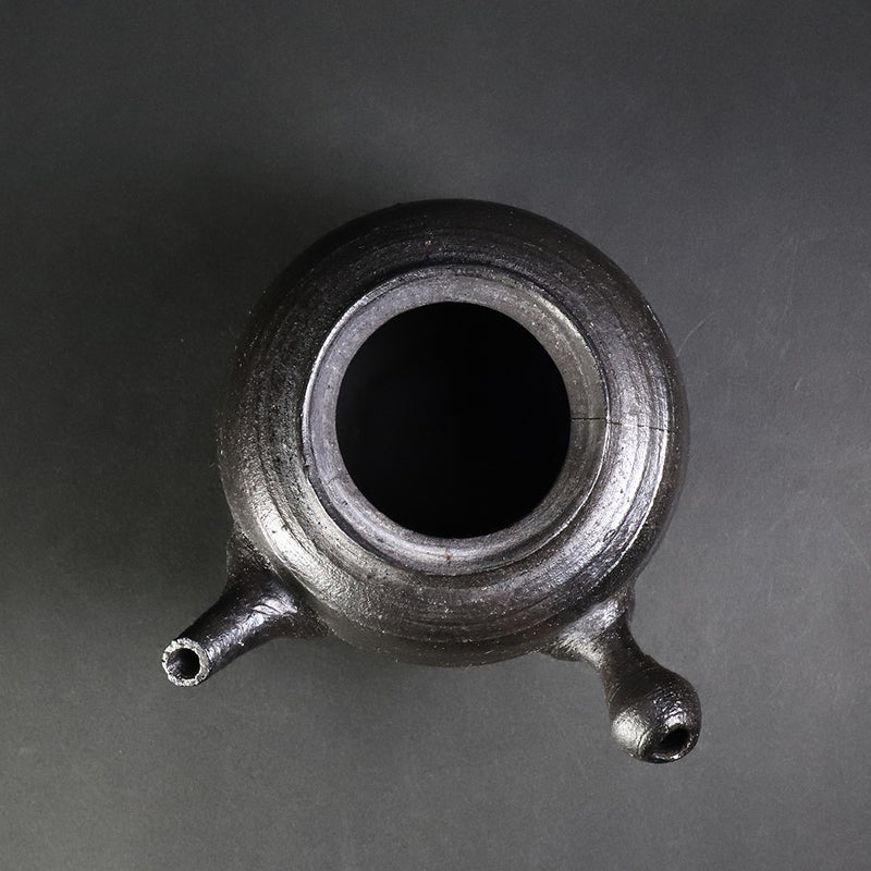 Suzu Karatsu teapot No.26 by Yasumoto Kajiwara