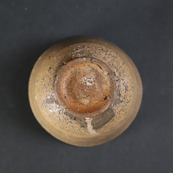 内村慎太郎 作 奥高麗ぐい呑 No.66 – ギャラリー一番館オンラインショップ