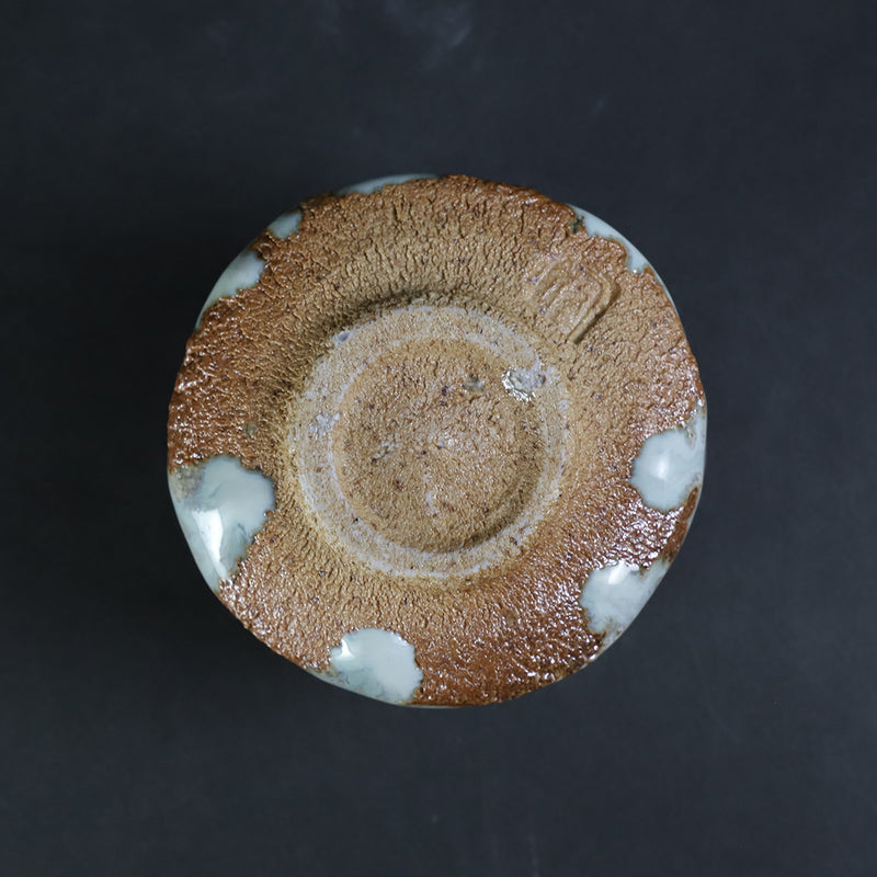 Ash-glazed sake cup No.6 by Shuichi Okamoto