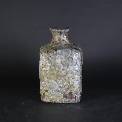 Madara Karatsu square sake bottle No.28 by Munehiko Maruta