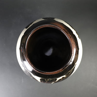 Karatsu white ground with black scraped leaf design water jar No.7 by the 14th generation Nakazato Tarouemon