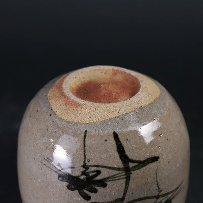 Nakazato Tarouemon Kiln Karatsu sake cup (large, picture Karatsu: pine)