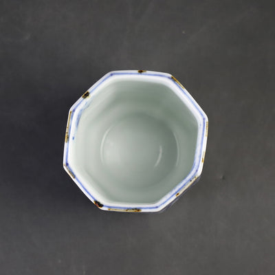 Fukusen Kiln Octopus Arabesque Beveled Teacup (Small)