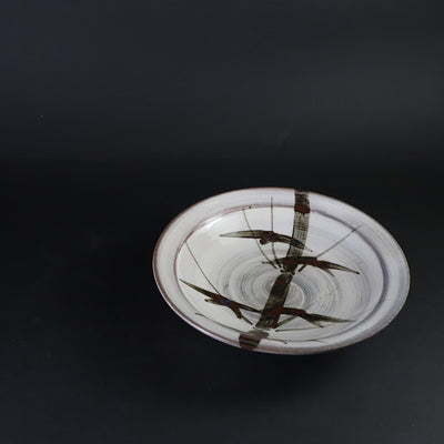 中里太郎右衛門窯　唐津絵刷毛目皿