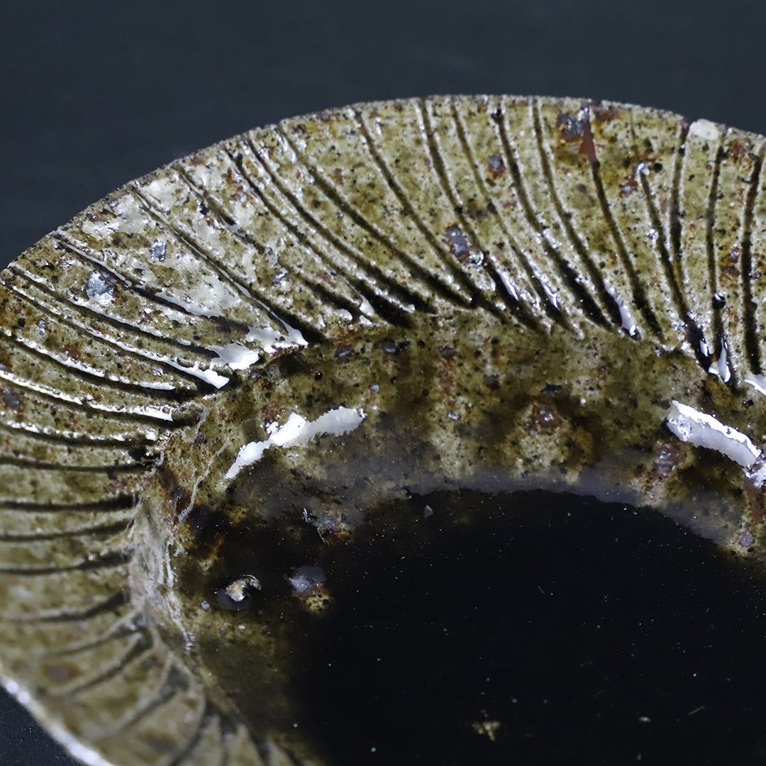 丸田雄 作 青唐津鎬沓向付 – ギャラリー一番館オンラインショップ