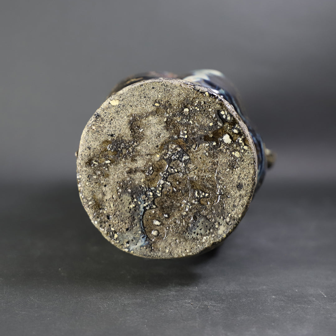 丸田宗彦 作 朝鮮唐津耳付花入 – ギャラリー一番館オンラインショップ