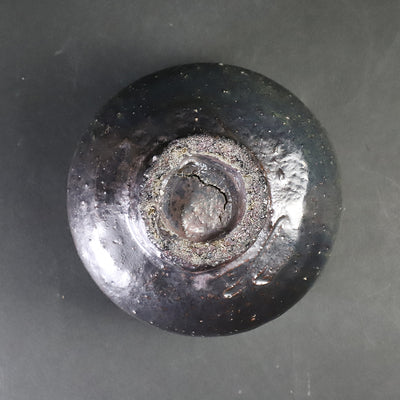 Black Karatsu tea bowl by Kota Tanaka