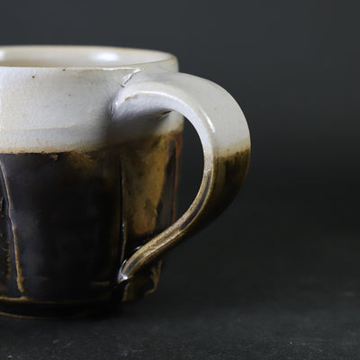 Yukiko Tsuchiya's work Hanging cup 1