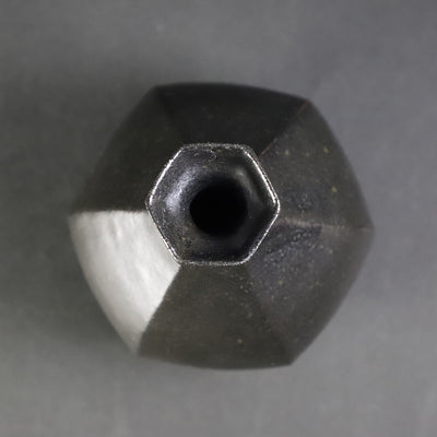 Black glaze sake bottle by Naoto Yano No.63