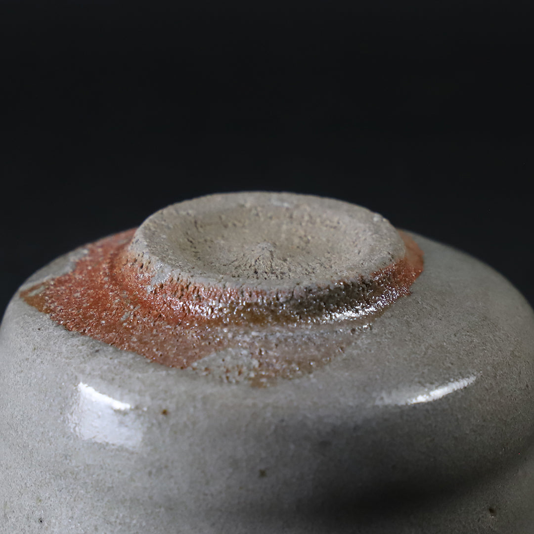 石井義久 作 唐津馬盥盃 No.25 – ギャラリー一番館オンラインショップ