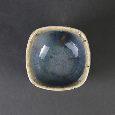 Ash-glazed four-sided carved sake cup by Shuichi Okamoto