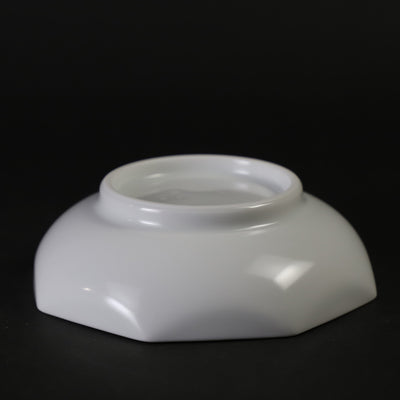 Seigo Nakamura White Porcelain Octagonal Plate (Five Guests)