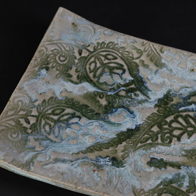 Shuichi Okamoto's Two-color Karatsu Paisley Ceramic Panel No.8