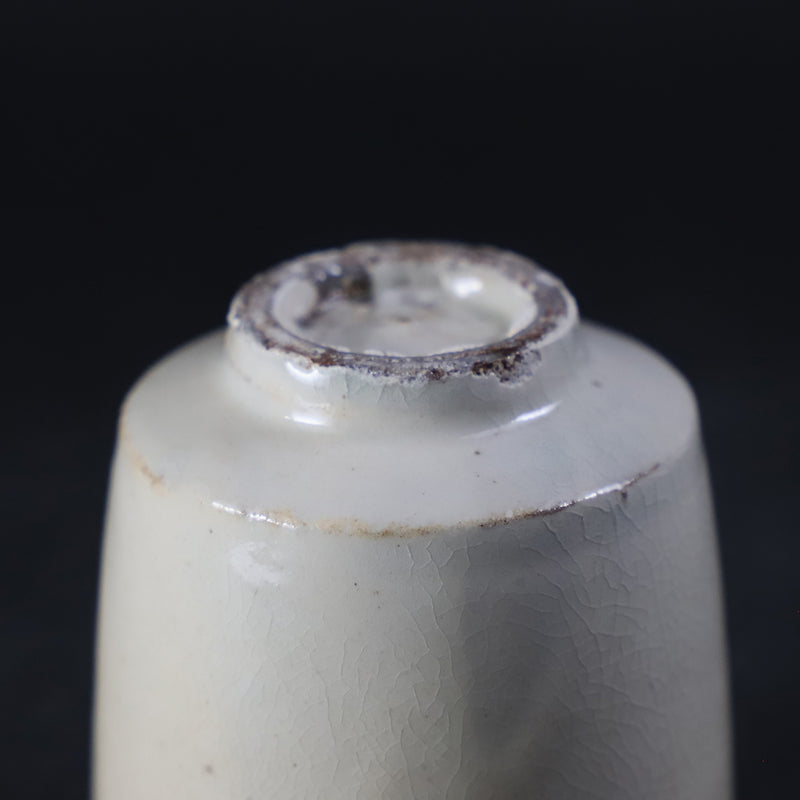 竹花正弘 作 粉引ぐい呑 No.14 – ギャラリー一番館オンラインショップ