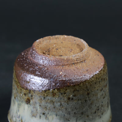 Madara Karatsu sake cup by Taki Nakazato