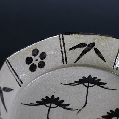 Painted Karatsu octagonal bowl by Keigo Kawazoe
