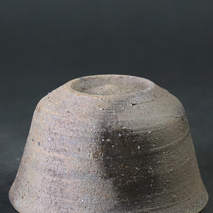 中里太亀 作 唐津南蛮ぐい呑 – ギャラリー一番館オンラインショップ