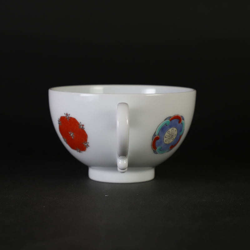 柿右衛門窯　錦丸文紅茶碗