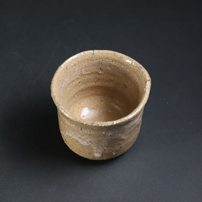 Shintaro Uchimura's work Okukorai Tachiguinomi No.11