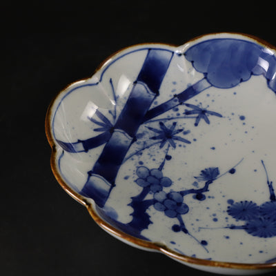 Fukuizumi kiln Shochiku plum cloud shaped deep plate