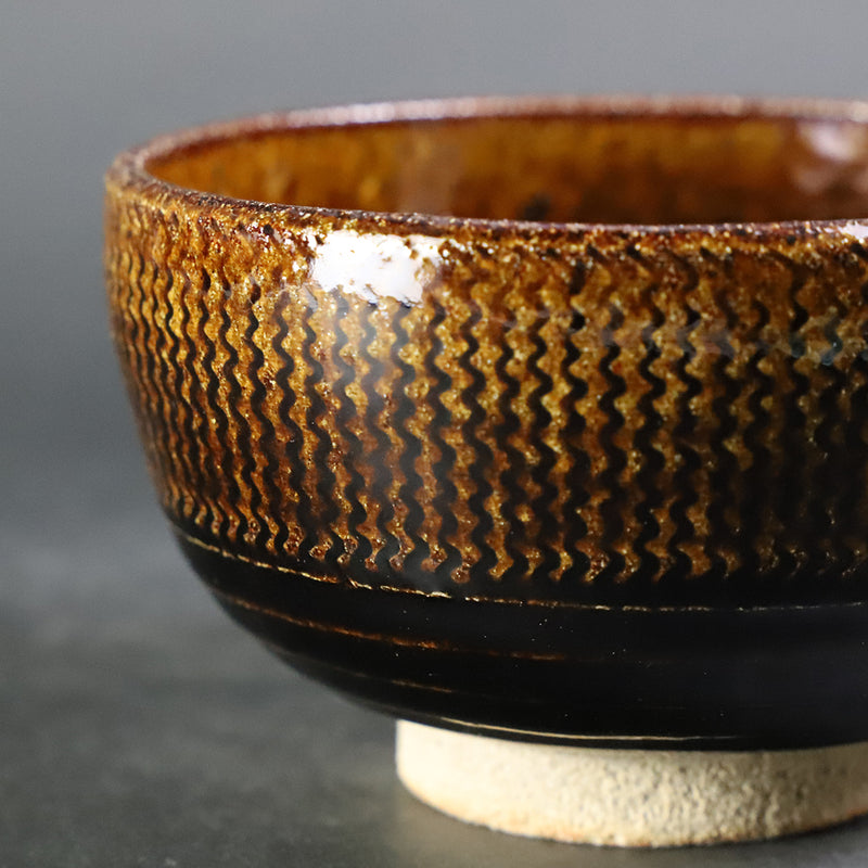 Karatsu candy glaze tea bowl by Keigo Kawazoe