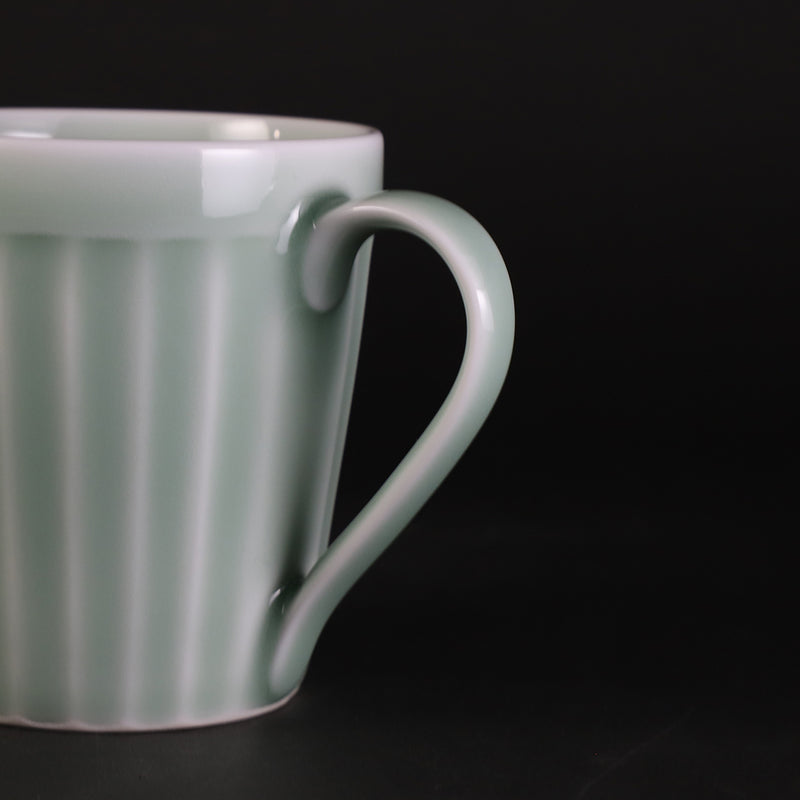 Kosengama Celadon Line Carved Mug
