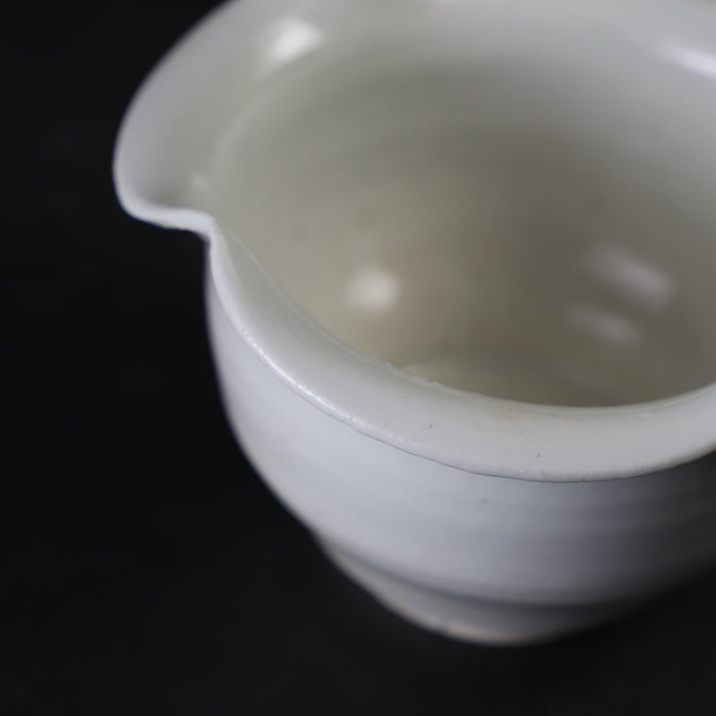 White porcelain dish by Naoto Yano
