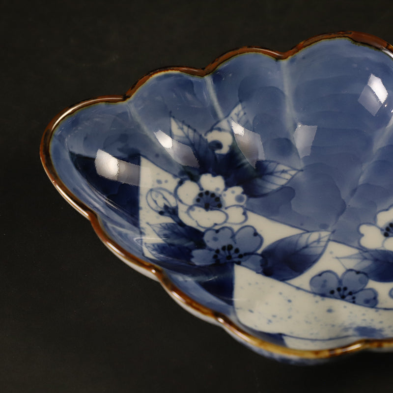 福泉窯　変り絵菱形菊割向付