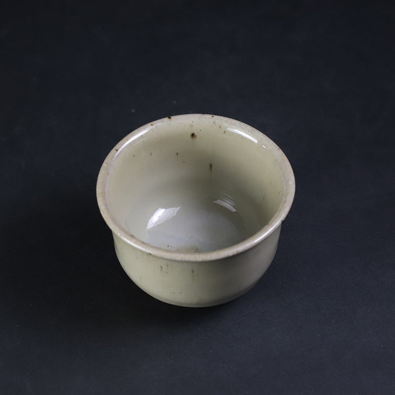 Madara Karatsu sake cup 1 by Nakazato Taki