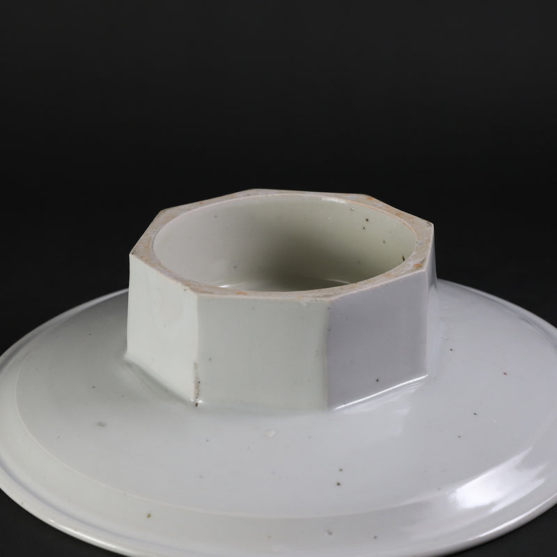 White porcelain bowl with chamfered base by Sakurei Okamoto