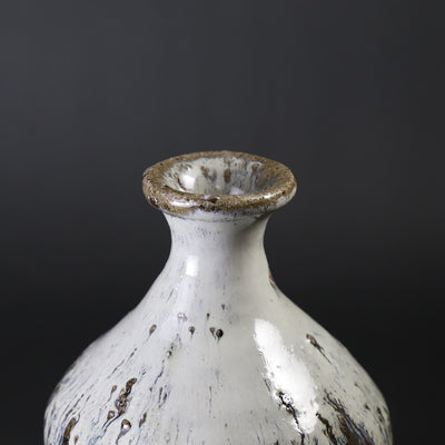 Korean Karatsu Tokkuri by Munehiko Maruta