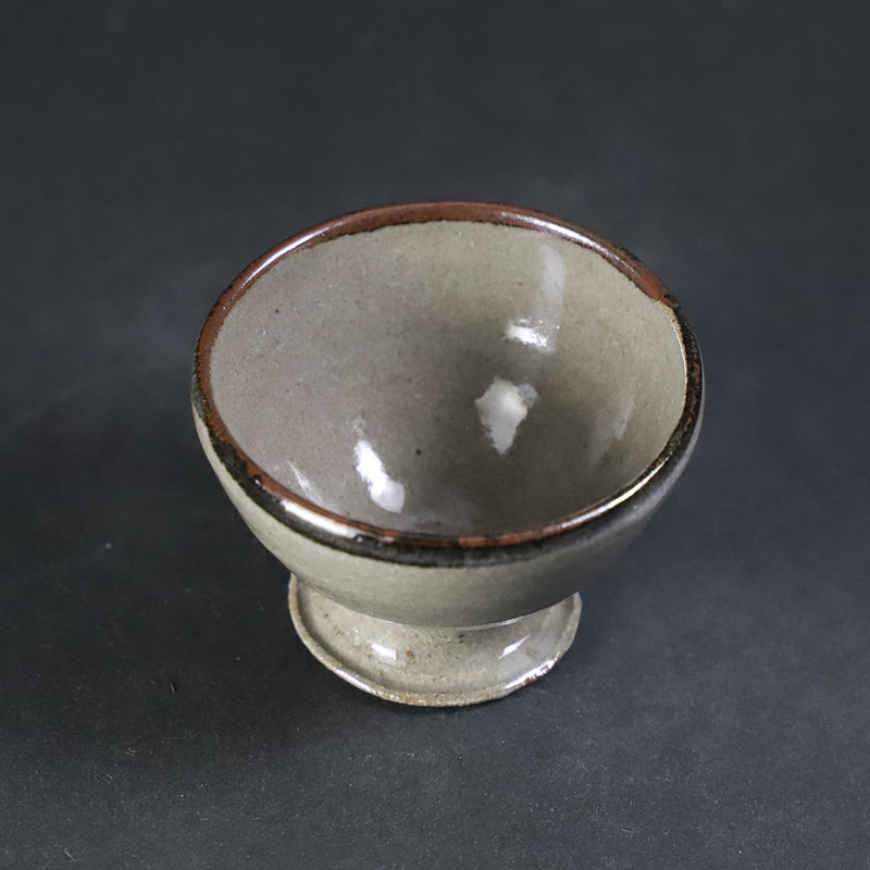 中里太亀　作　皮鯨高脚杯