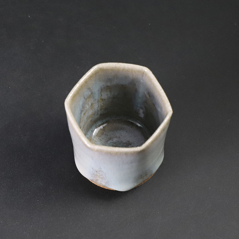 Madara Karatsu sake cup by Shuichi Okamoto