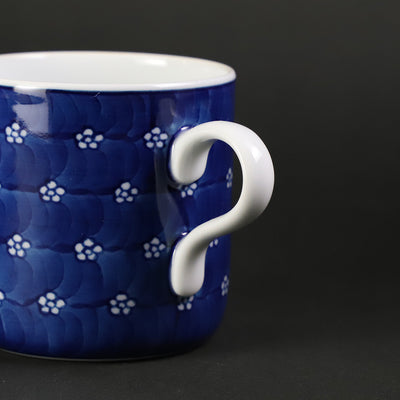 Gen'emon Kiln Blue and white plum pattern bowl and plate