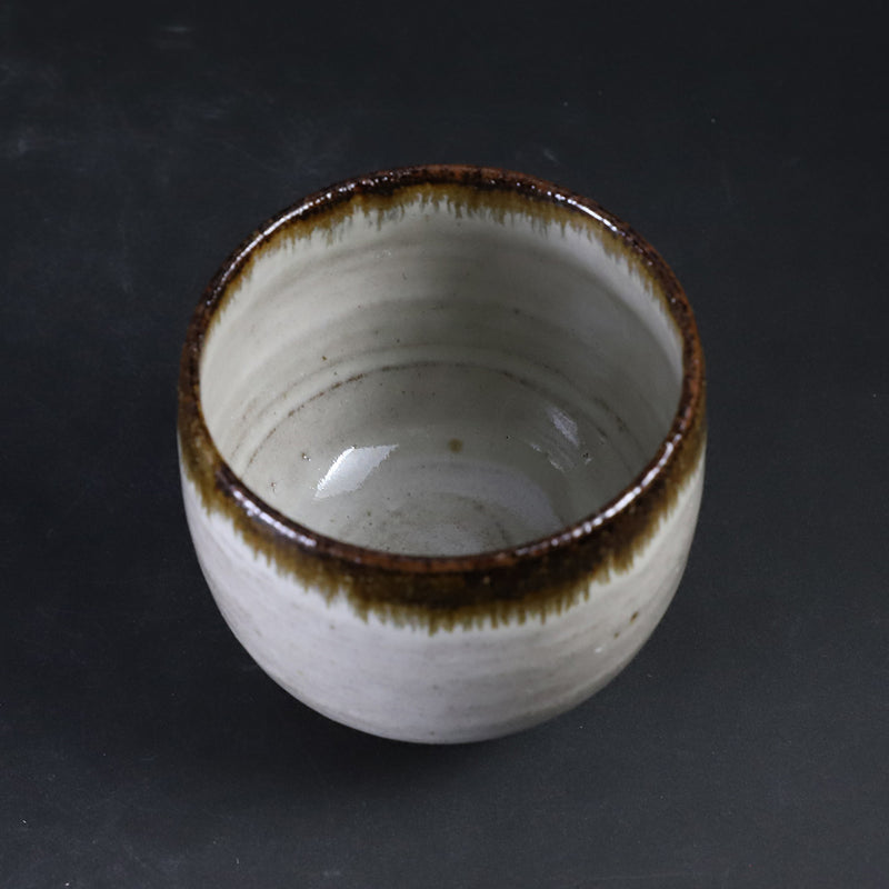 Nakazato Tarouemon Kiln Karatsu Sake Cup (Large, Spotted Whale)